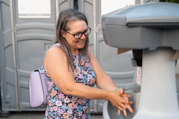 Best Portable toilet rental cost  in Lillian, AL